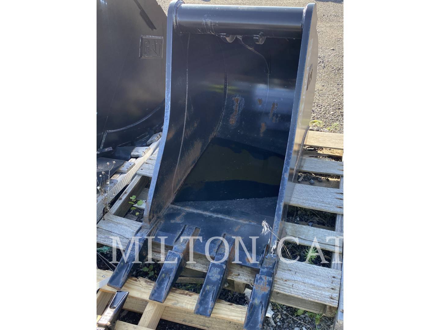 2021 CAT CAT.310.24IN.BUCKET in Batavia, NY