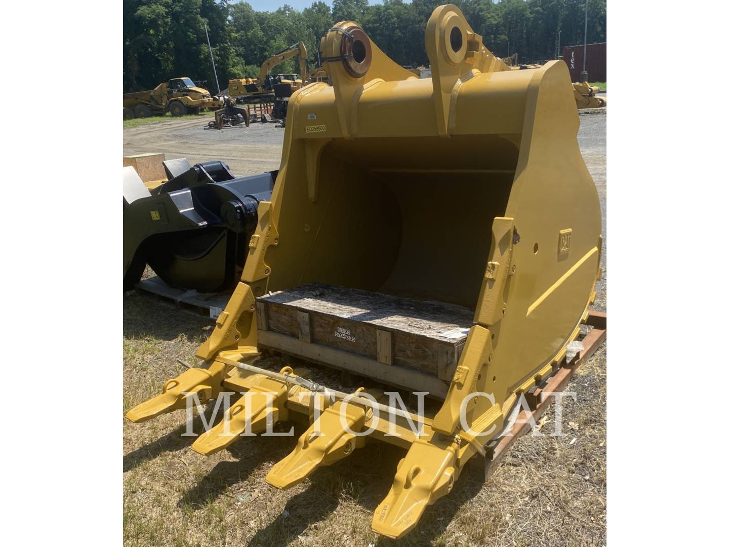 2023 CAT 370 70INCH SEVERE DUTY BUCKET in Clifton Park, NY
