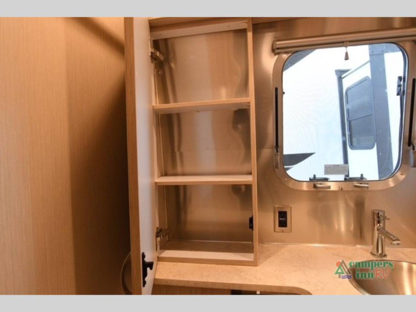 A photo of this 2027 Airstream Globetrotter 27FB