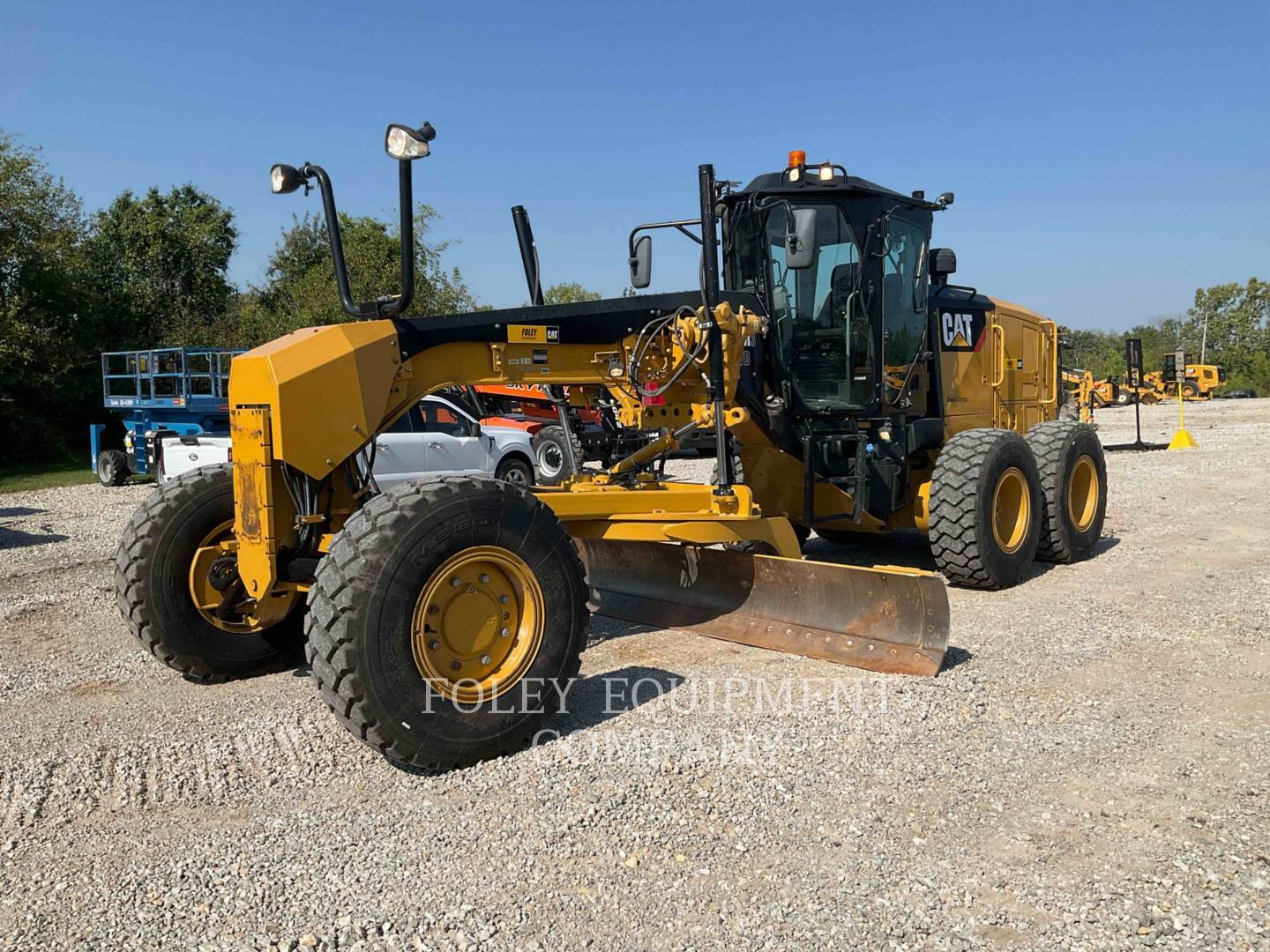 2018 CAT 140M3AWX in Wichita, KS