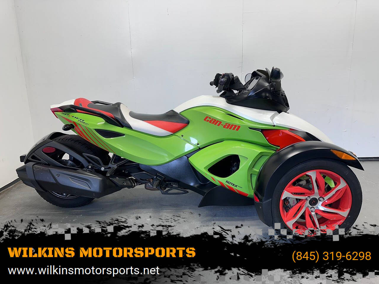 2015 Can-Am SPYDER RS-S SPECIAL SERIES RS-S SPECIAL SERIES in Patterson, NY