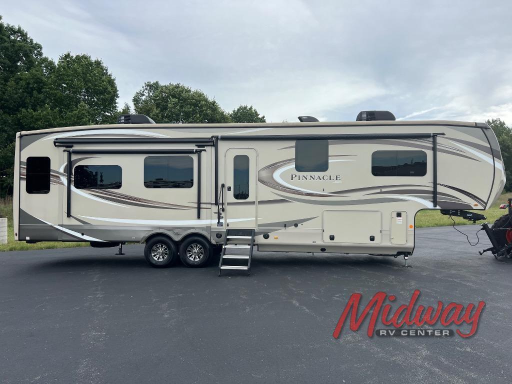 2020 Jayco Pinnacle 36KPTS in grand rapids MI