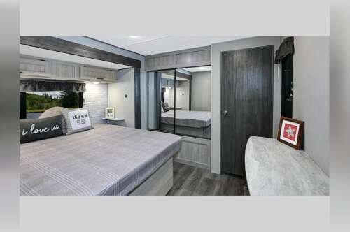 2025 Coachmen Rv Catalina Legacy Edition 303RKDS in gansevoort NY