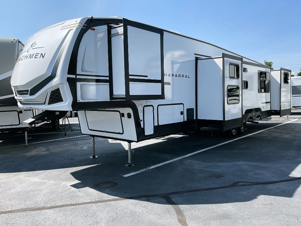 New 2027 Coachmen RV Chaparral 373MBRB For Sale in Haleyville, AL