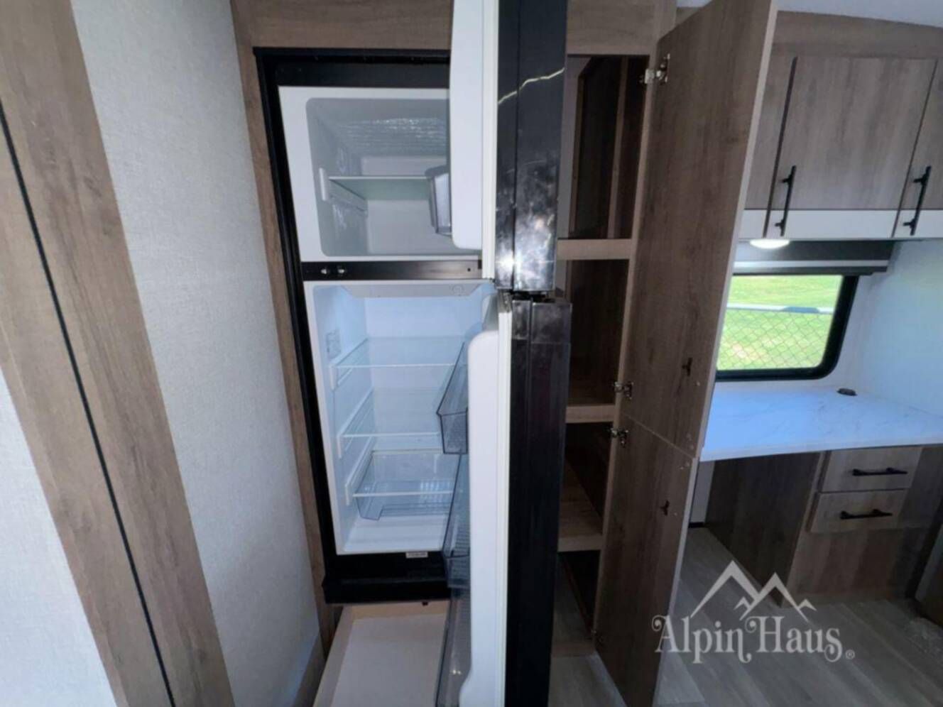 A photo of this 2025 Grand Design Imagine 2670MK