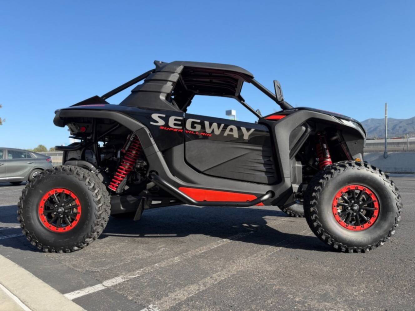 A photo of this 2026 Segway SUPER VILLAIN SX20 P