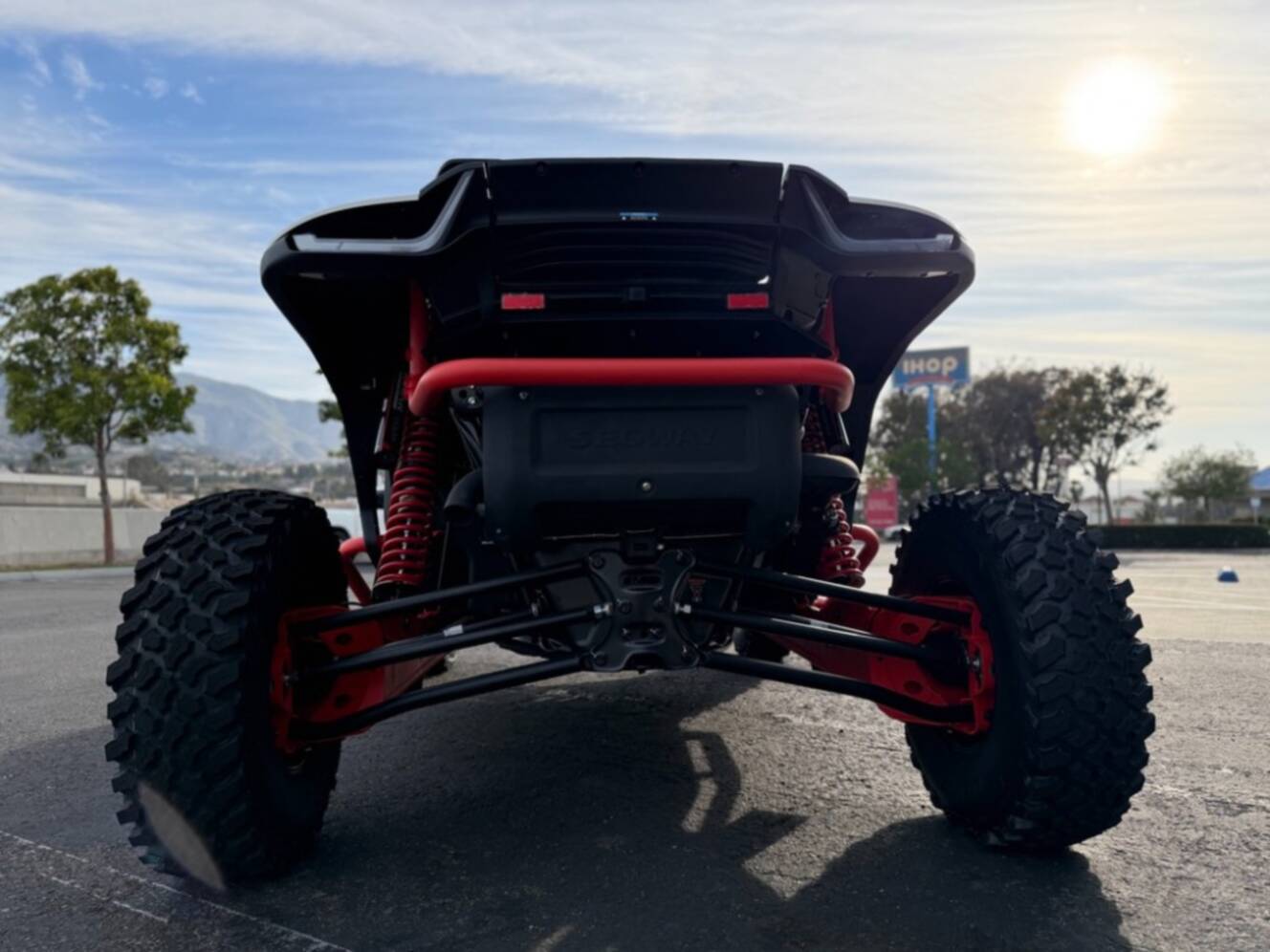 A photo of this 2026 Segway SUPER VILLAIN SX20 P