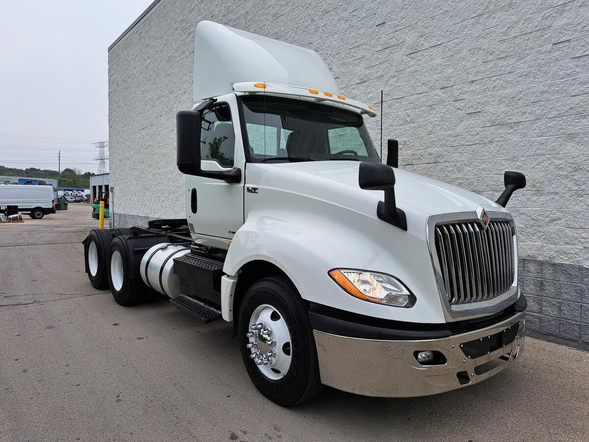 2019 INTERNATIONAL LT625 in Milwaukee, WI