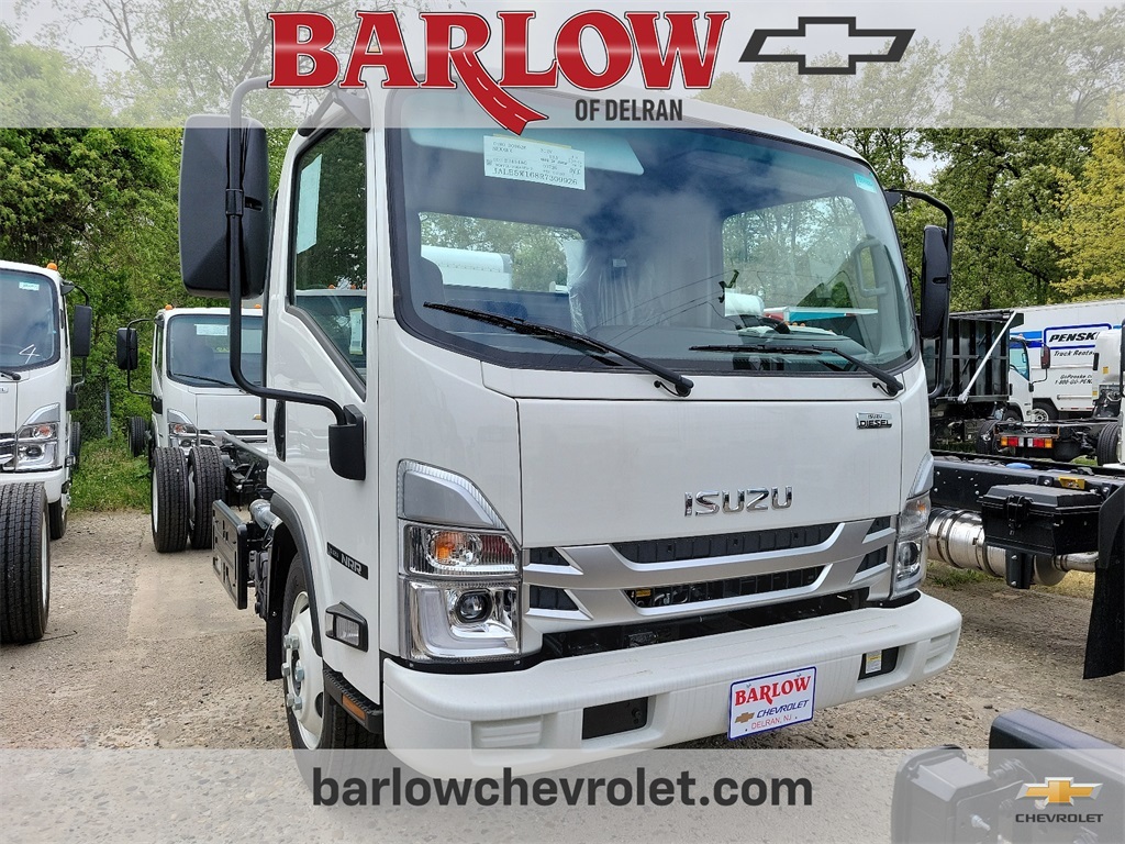 2024 ISUZU NRR in Riverside, NJ