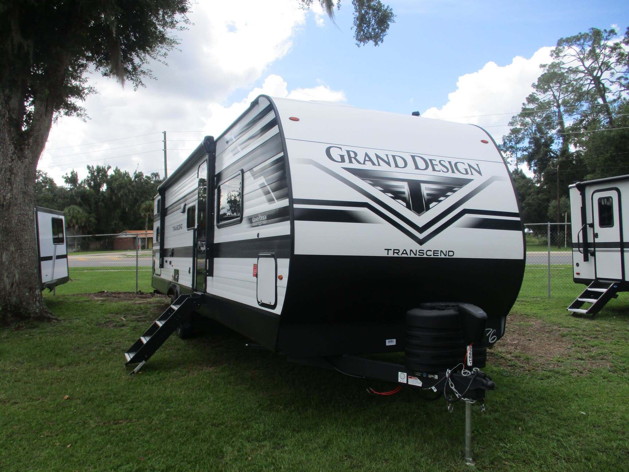 2027 Grand Design Transcend 335BHT in cross city FL