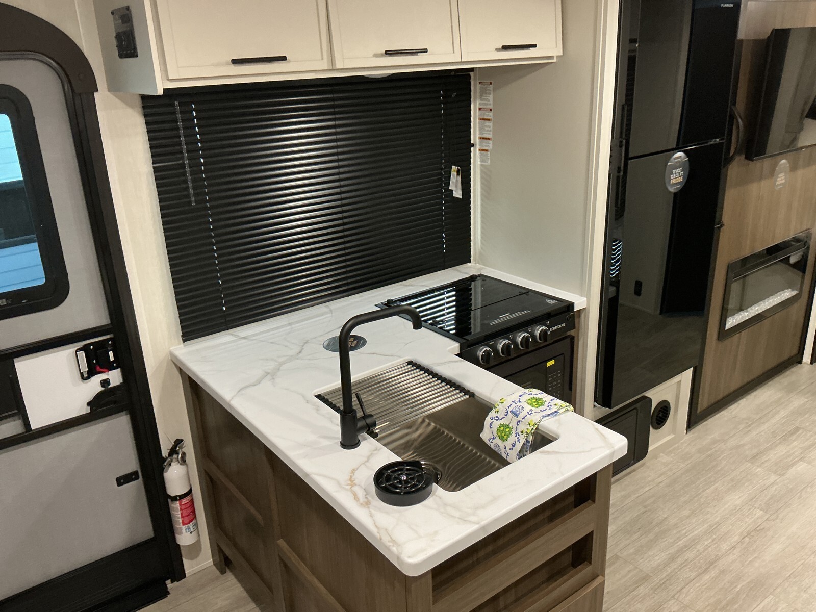 View more photos of this listing