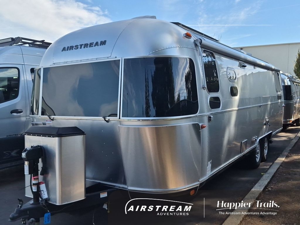 2026 Airstream Classic 28RB RV