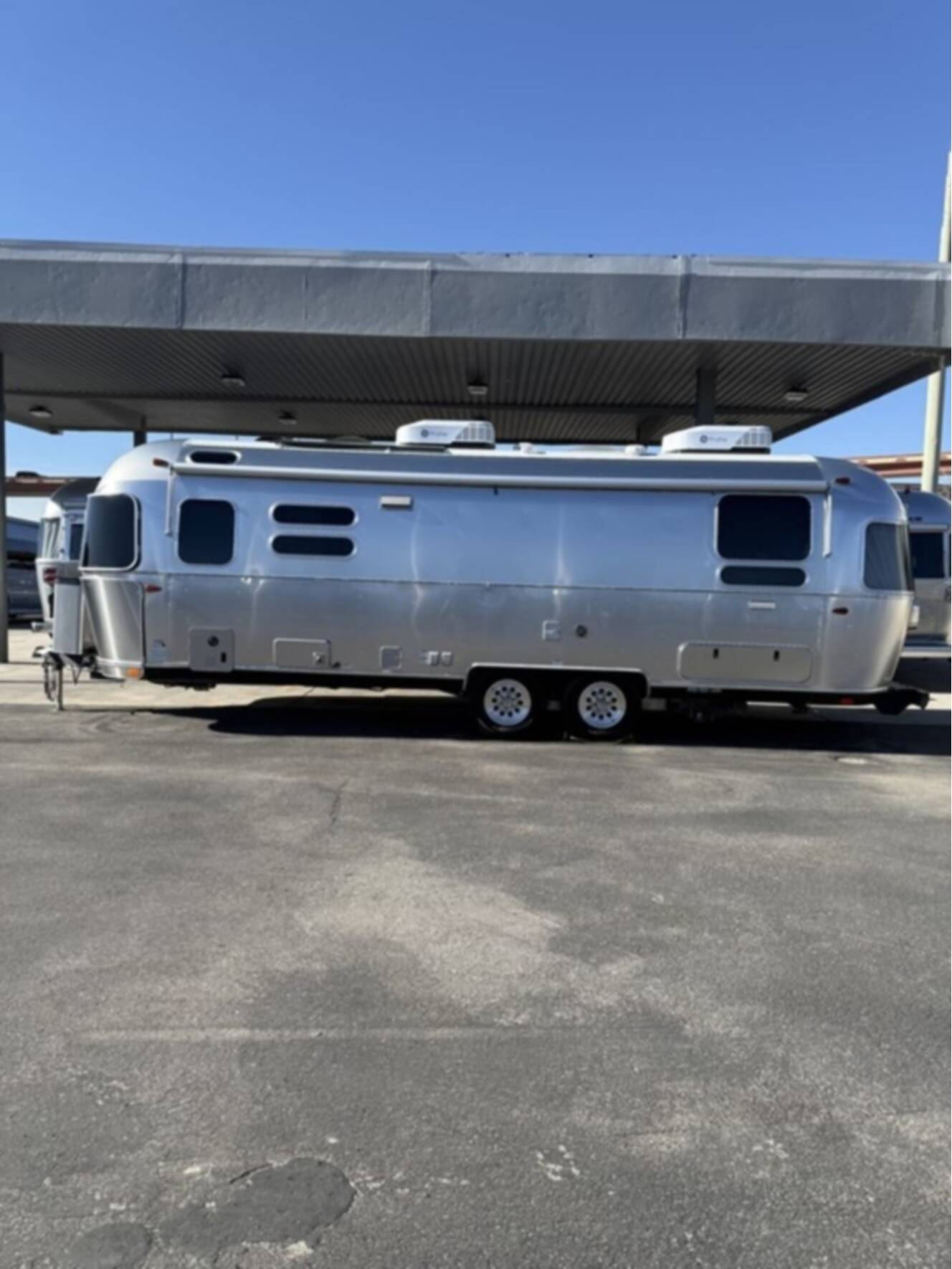 A photo of this 2026 Airstream International 28RB