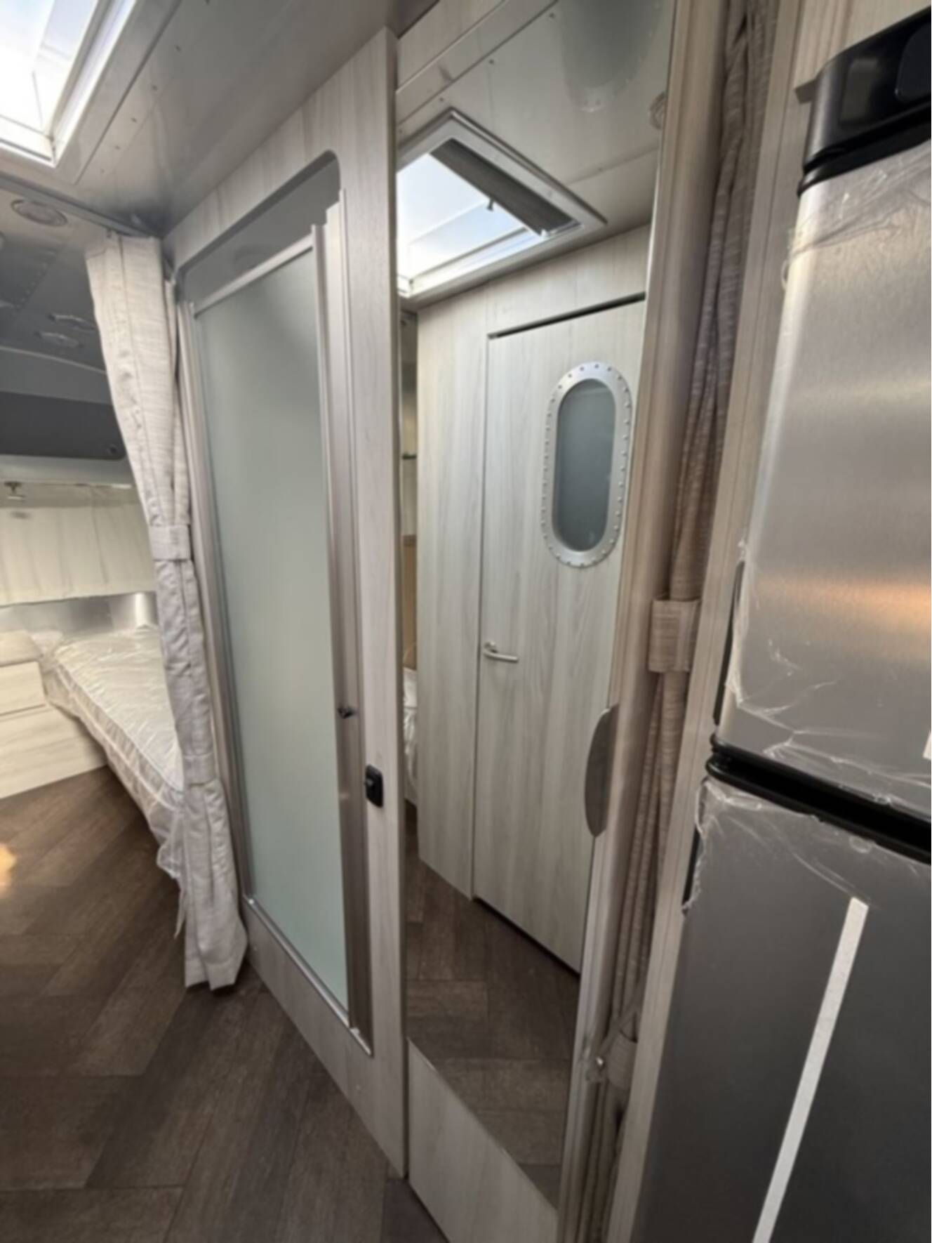 A photo of this 2026 Airstream International 28RB