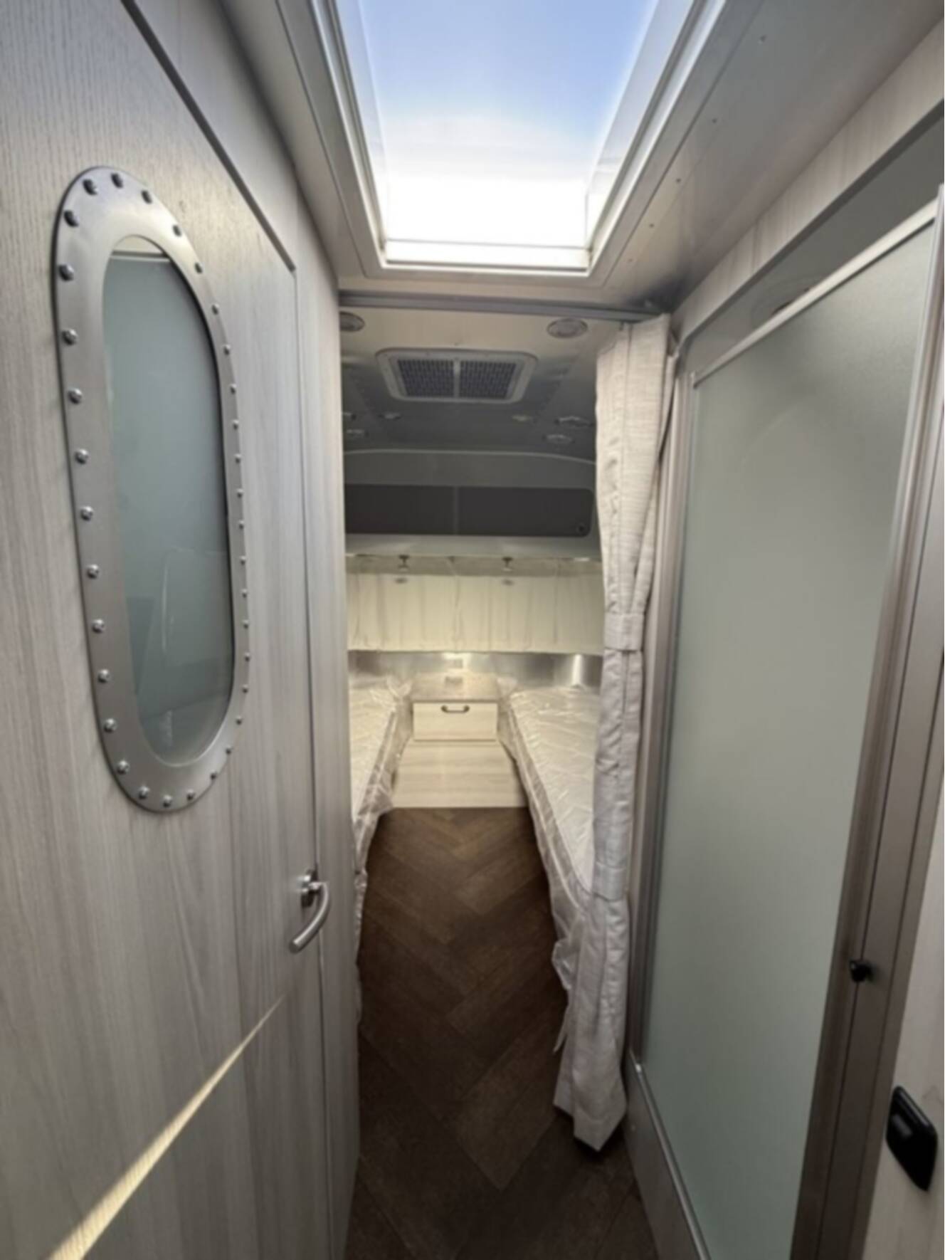 A photo of this 2026 Airstream International 28RB