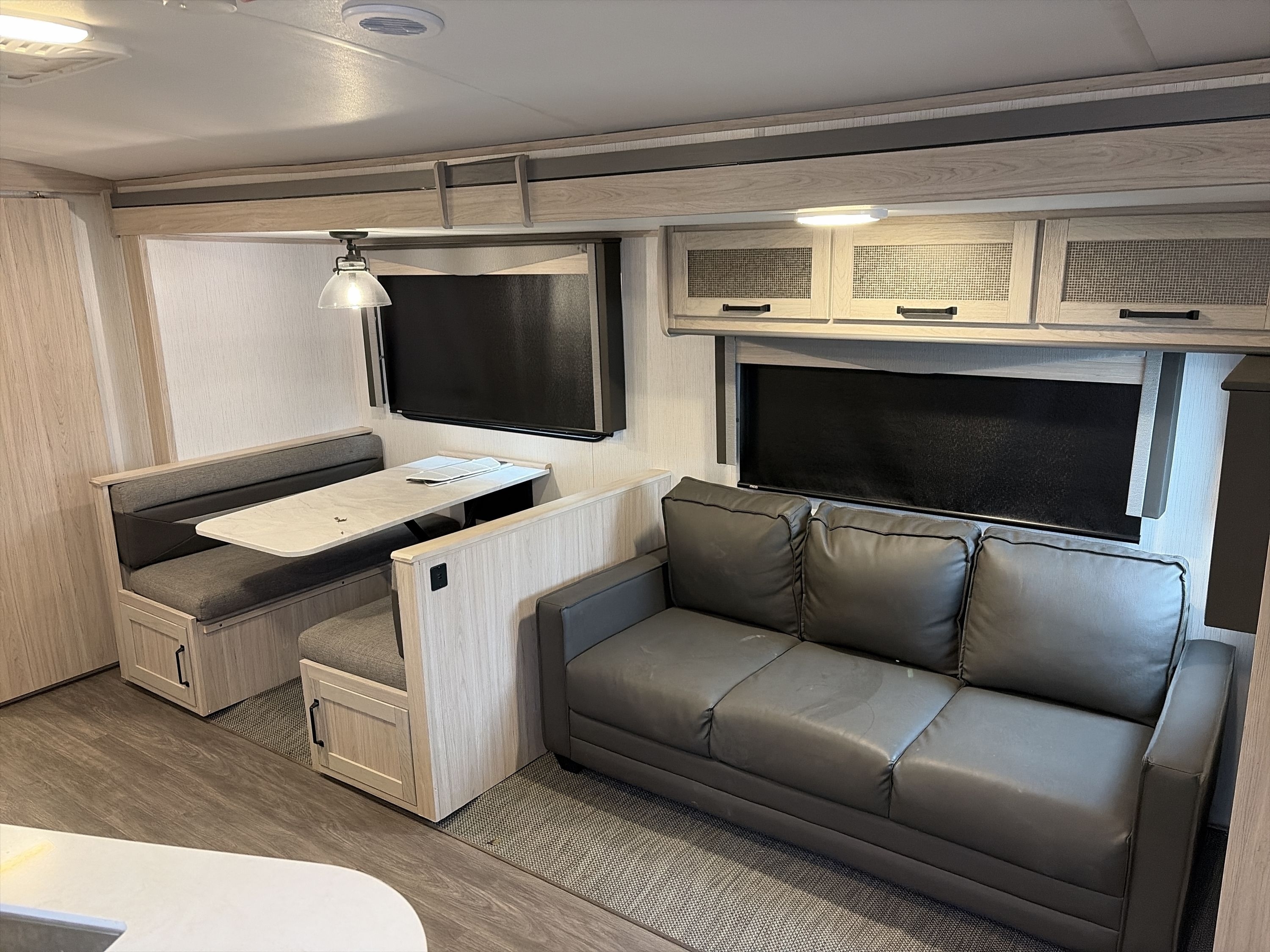 2022 Cruiser Rv TWILIGHT SIGNATURE 3300 TW3300 in springfield IL