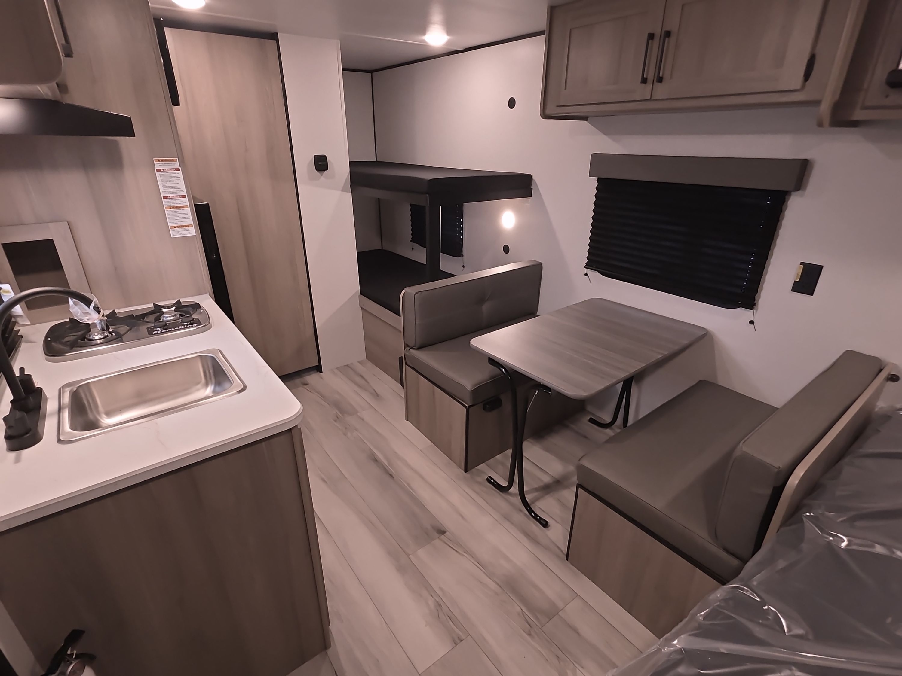 2027 Keystone COLEMAN 17B in newhall CA