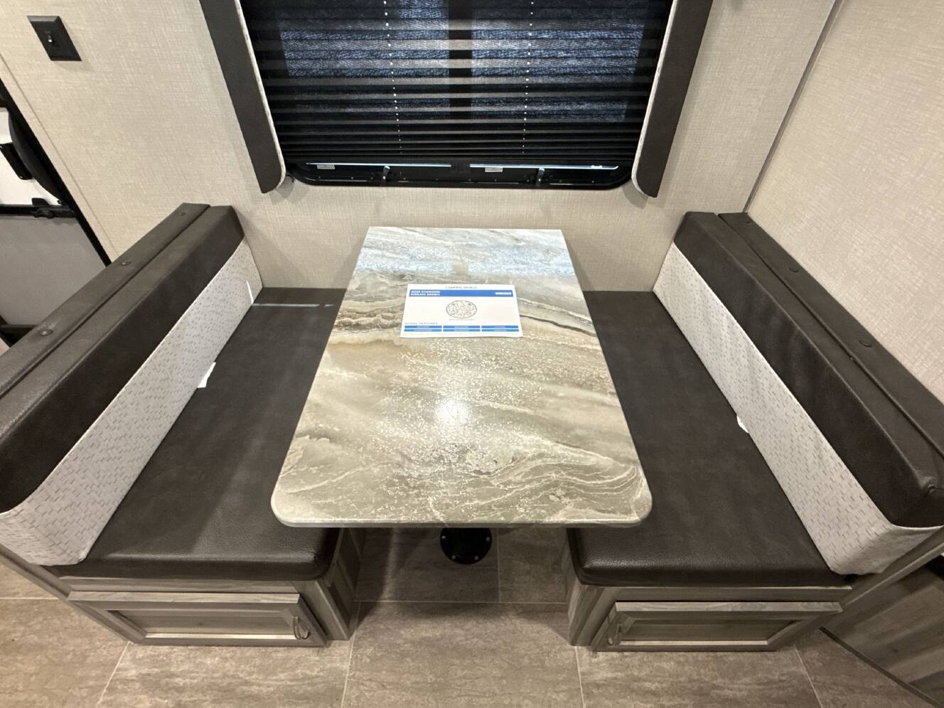 A photo of this 2022 Chinook DREAM 260BH