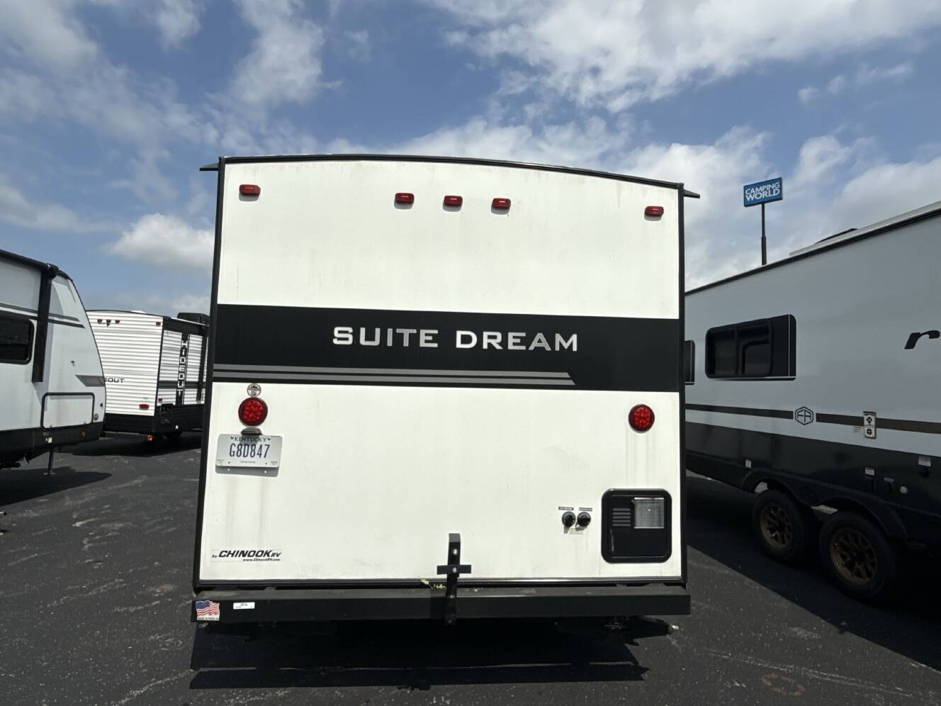 A photo of this 2022 Chinook DREAM 260BH