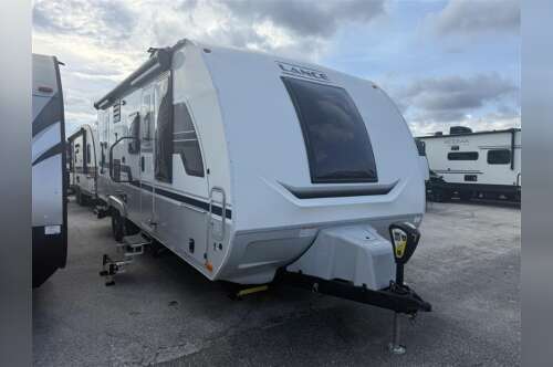 2022 Lance LANCE 2185 in cocoa FL
