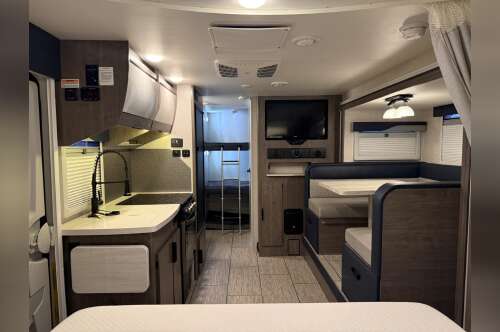 2022 Lance LANCE 2185 in cocoa FL
