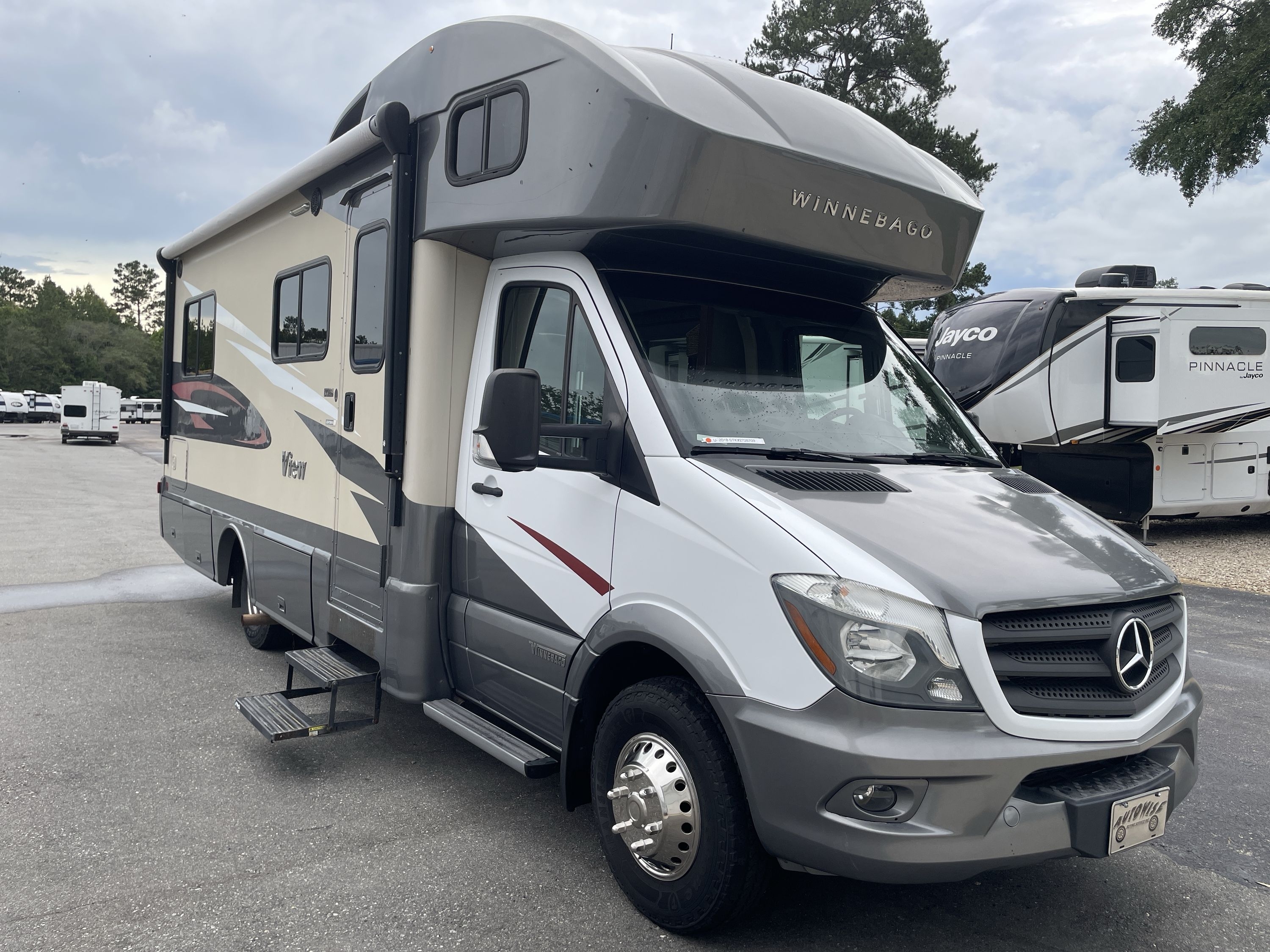 2018 Winnebago VIEW 24V RV