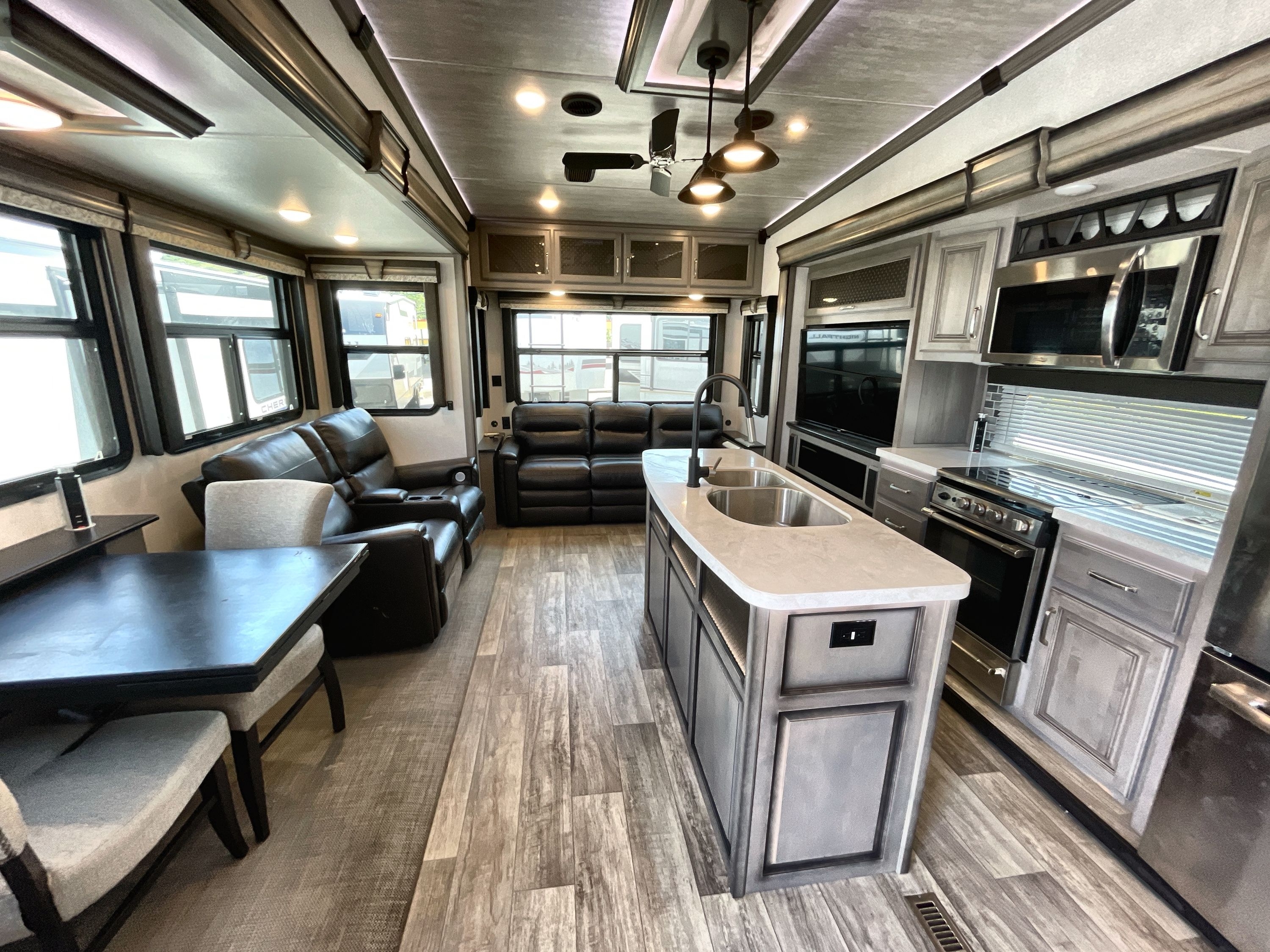 2021 Keystone MONTANA 3121RL in fairmont WV