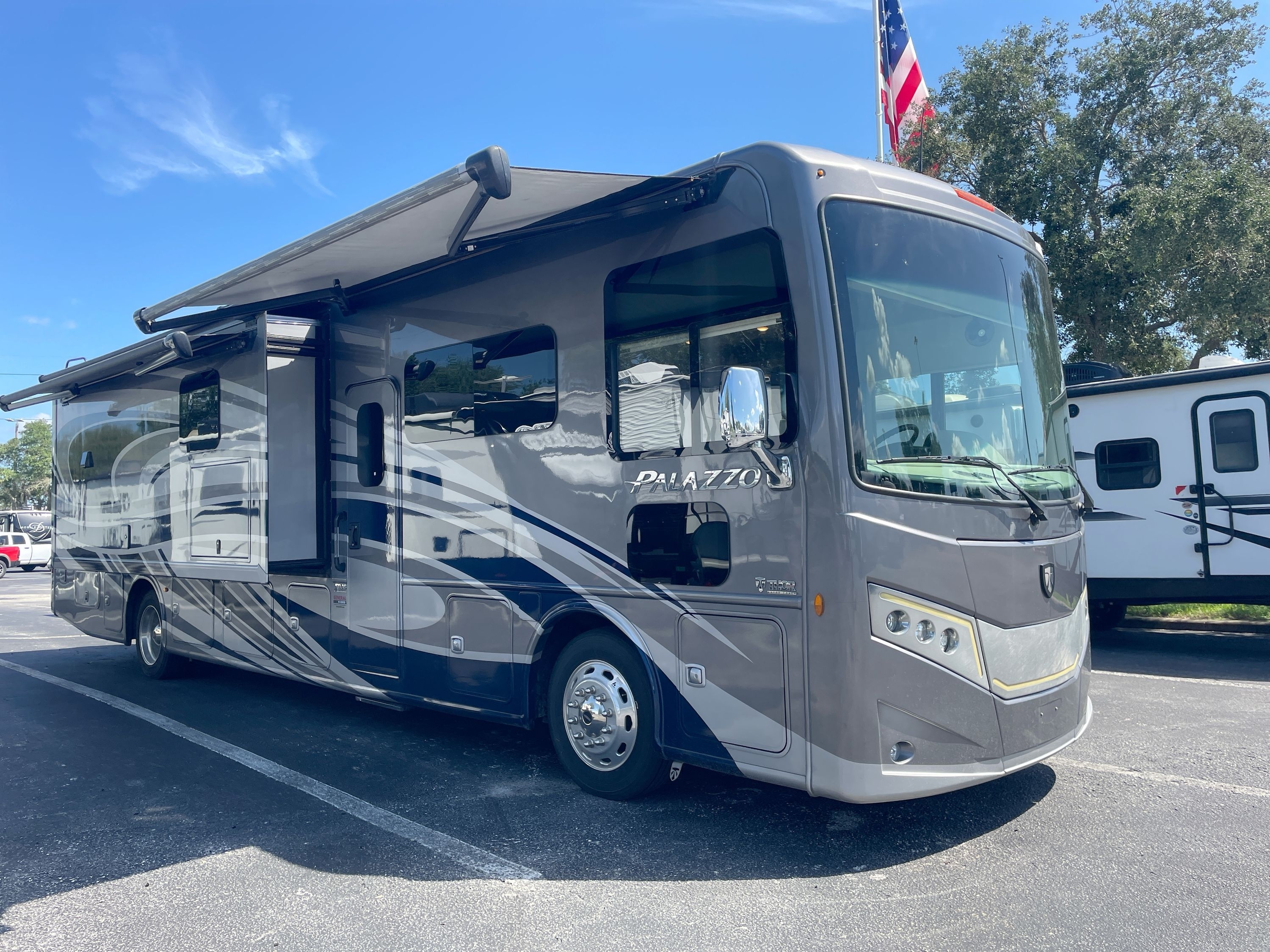 2022 Thor PALAZZO 37.4 in dover FL