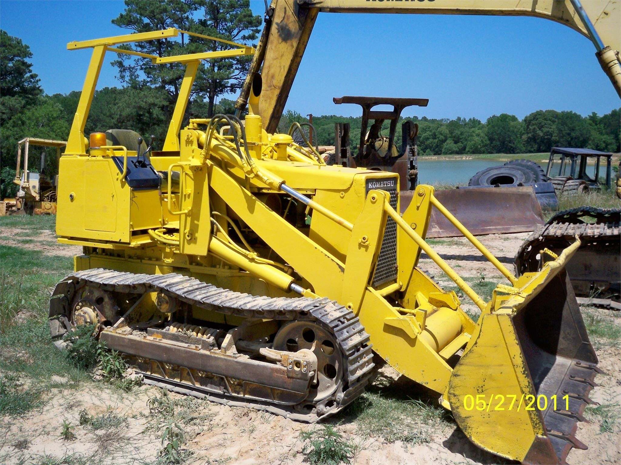 KOMATSU D31S-18 in Hughes Springs, TX