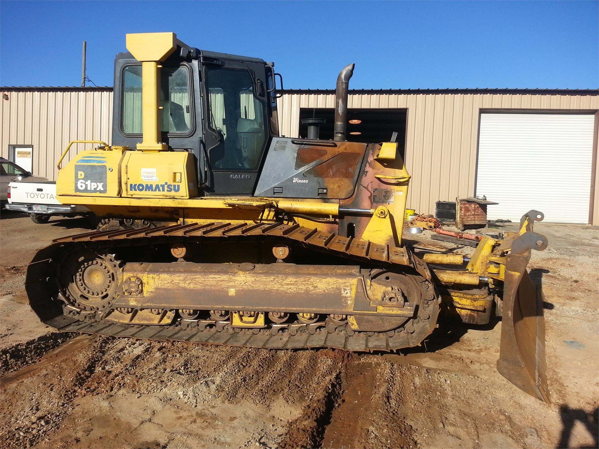 KOMATSU D61PX-15 in Hughes Springs, TX