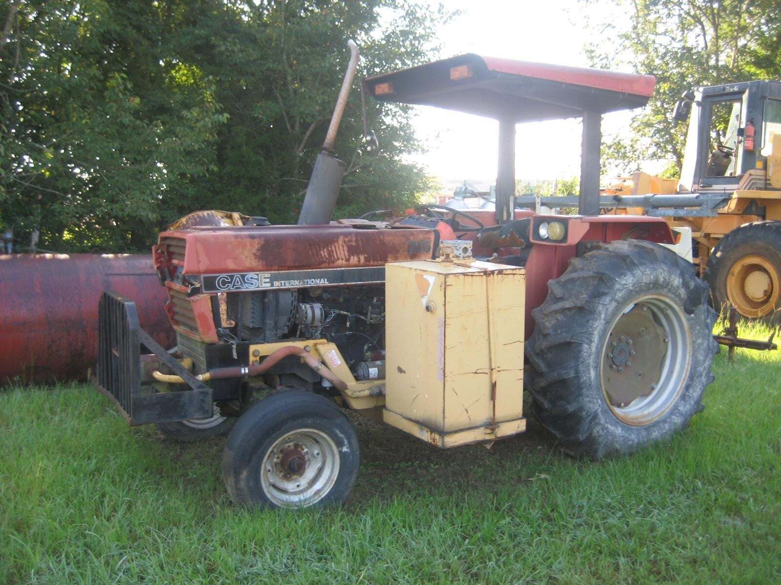 CASE IH 685 in Thomson, GA