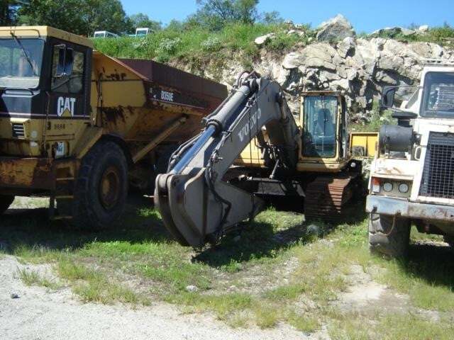 VOLVO EC340 LC in Milford, MA