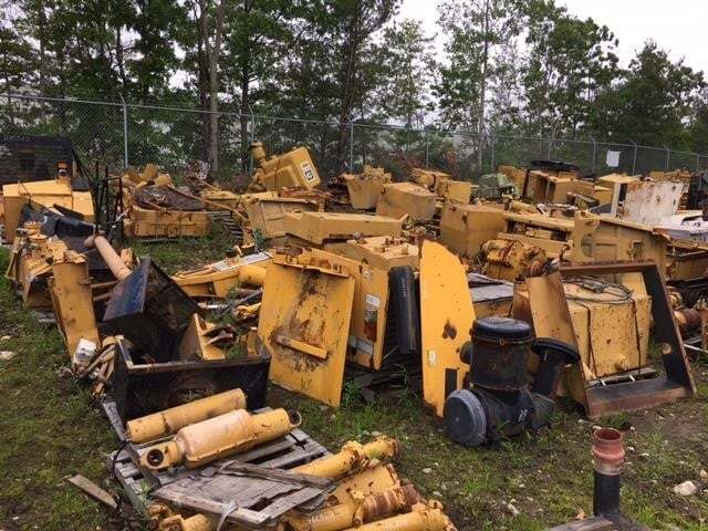 1997 LULL 1044C in Milford, MA