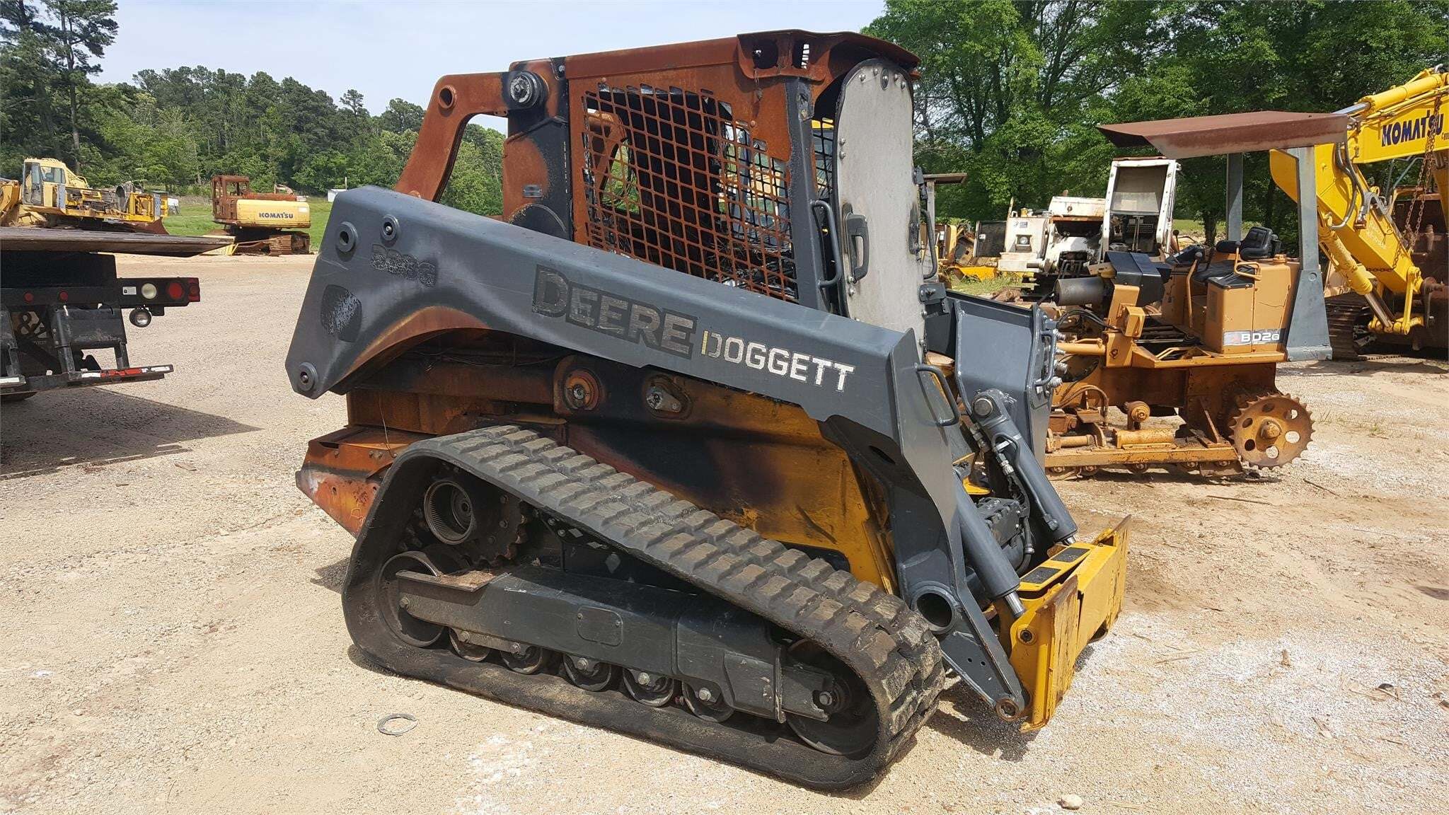 DEERE 333G in Hughes Springs, TX