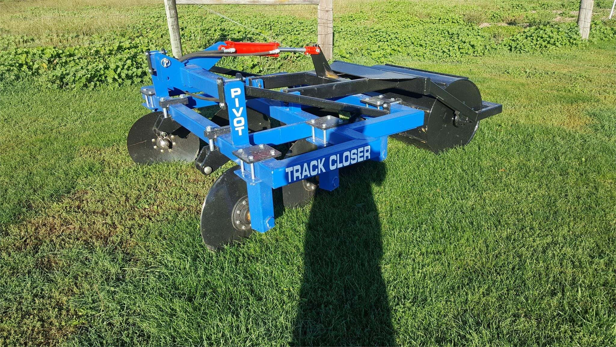2025 INDUSTRIAS AMERICA TRACK CLOSER in Gary, SD