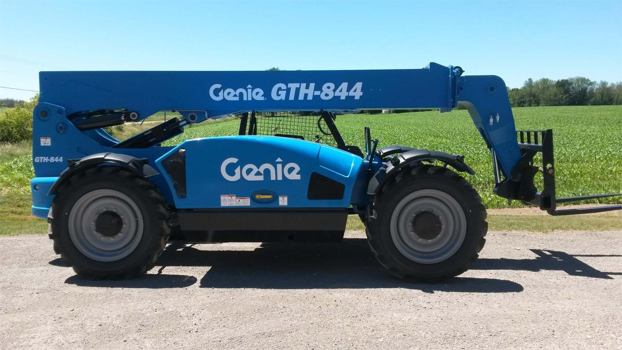 2018 GENIE GTH844 in Sheboygan, WI