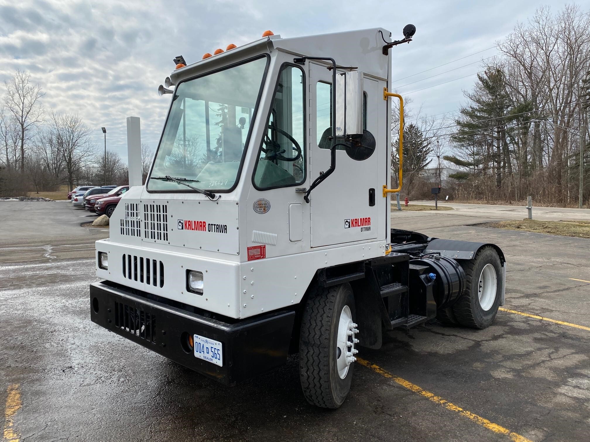2011 KALMAR OTTAWA 4x2 DOT in Taylor, MI