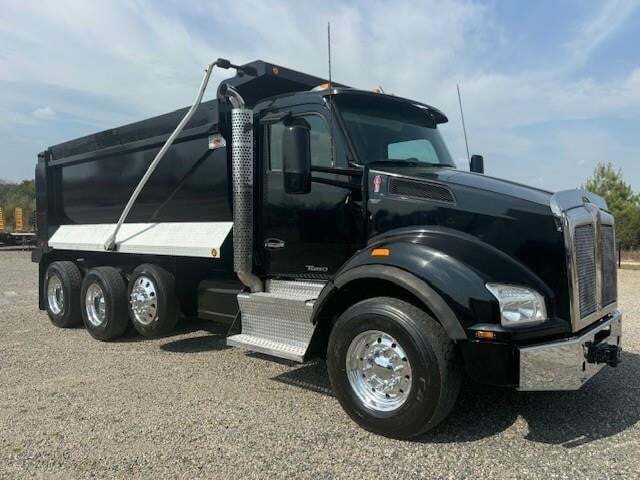 2016 KENWORTH T880 in Chatham, VA