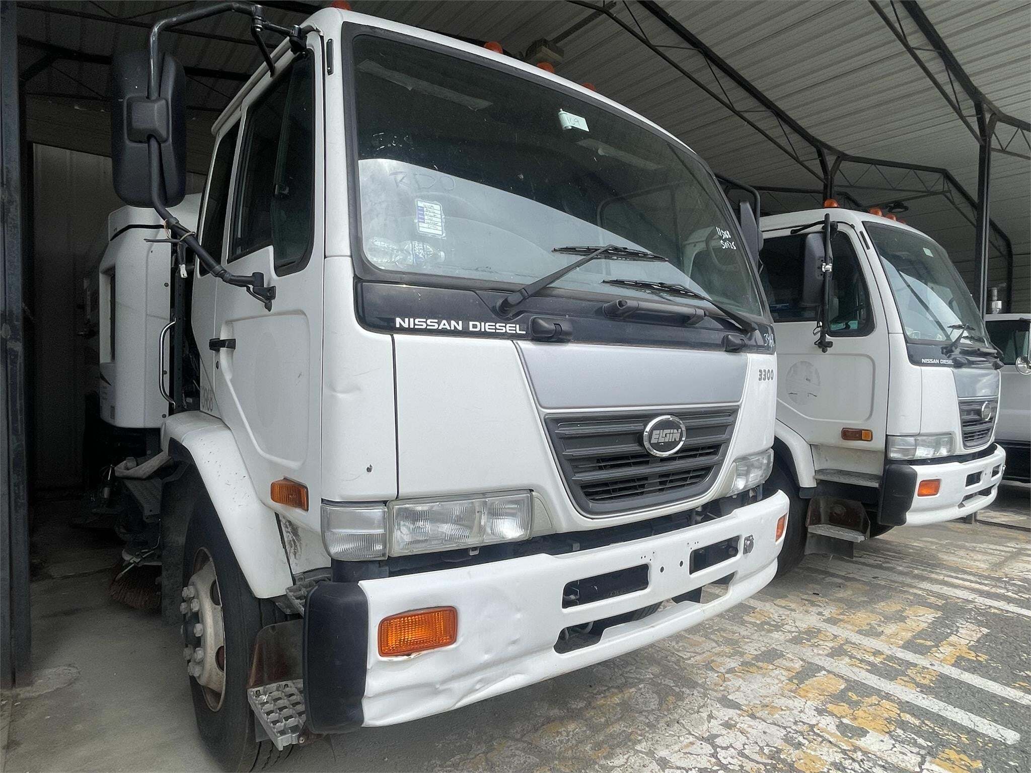 2010 NISSAN UD 3300 in Bealeton, VA