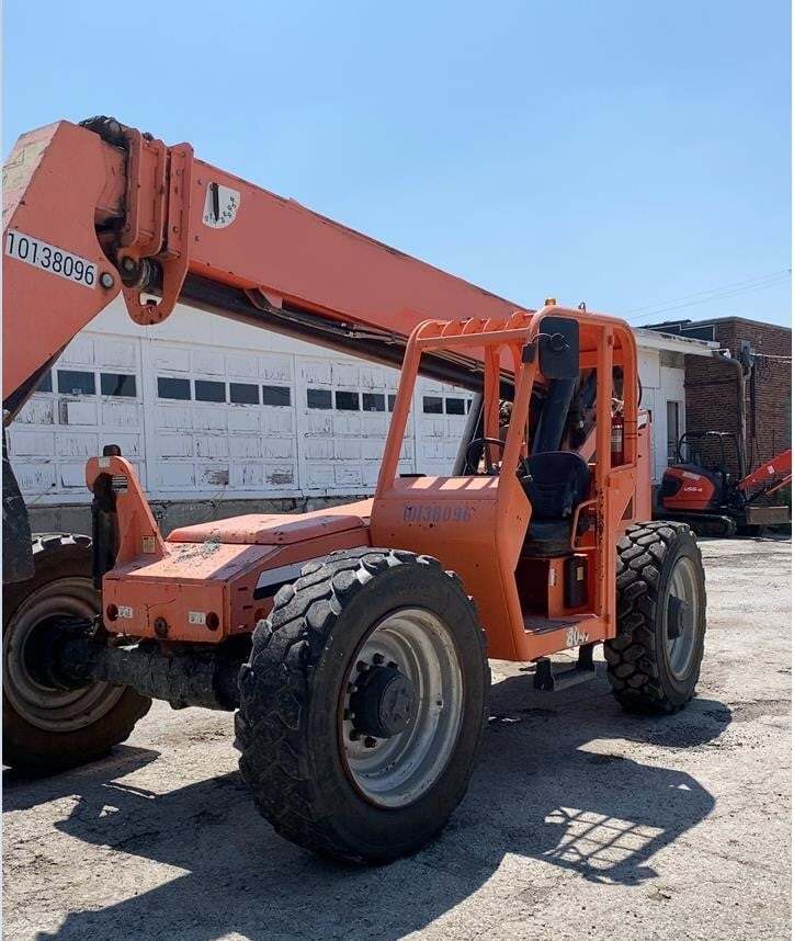 2014 SKY TRAK 8042 in Nashville, TN