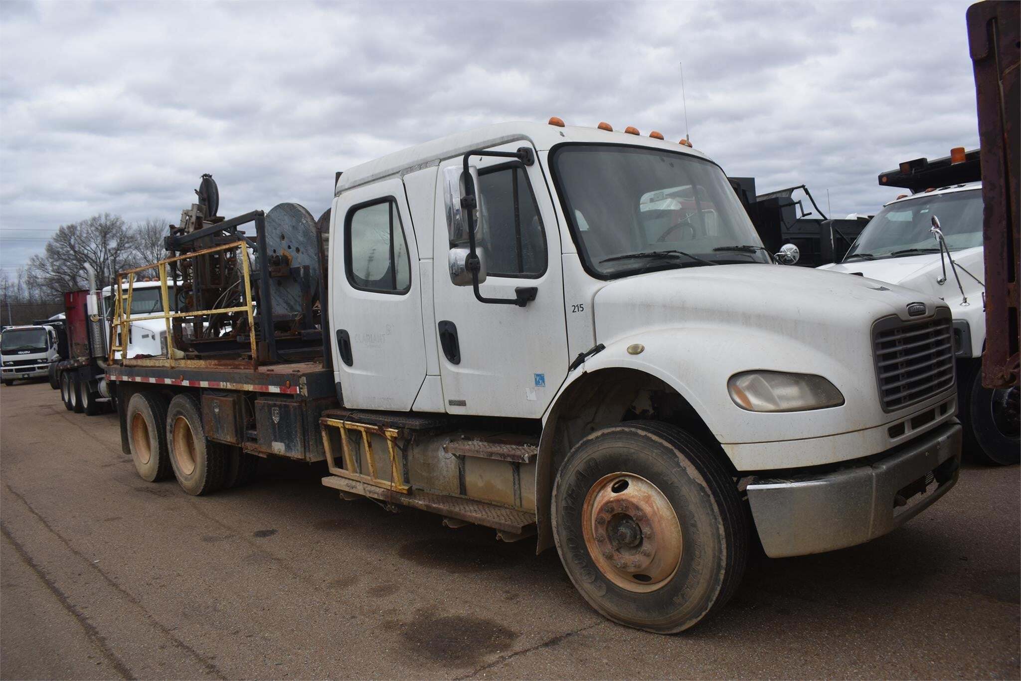2010 FREIGHTLINER BUSINESS CLASS M2 106 in Covington, TN