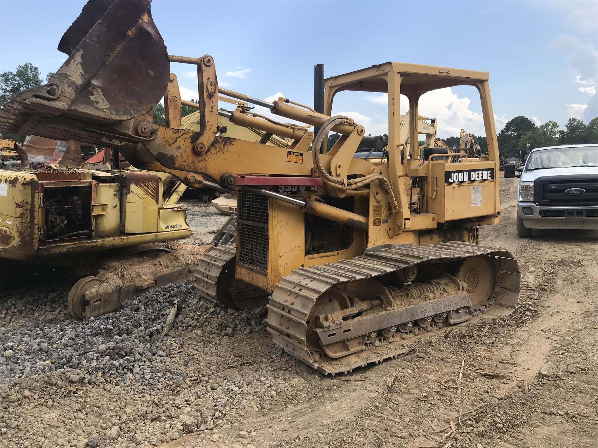 DEERE 555G WT in Jackson, TN