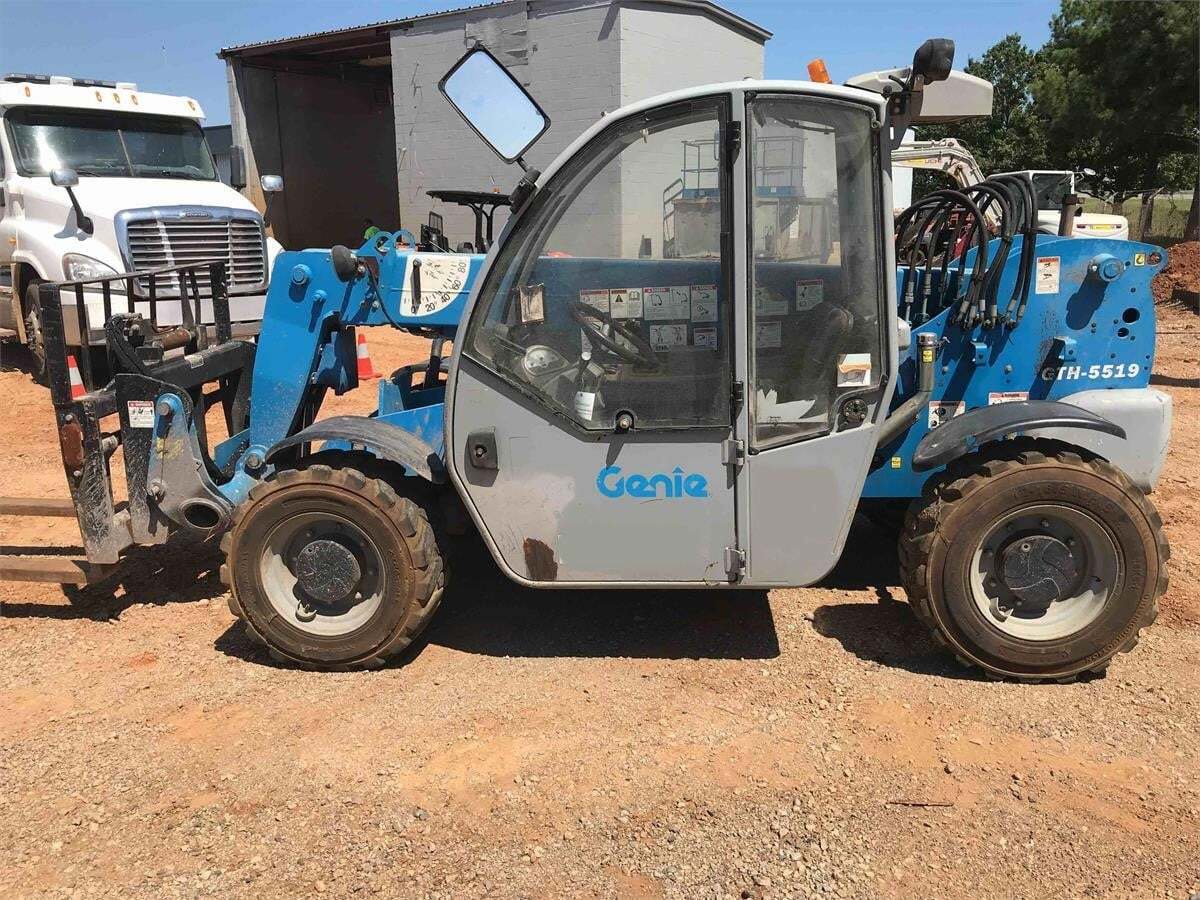2013 GENIE GTH5519 in Fountain Inn, SC