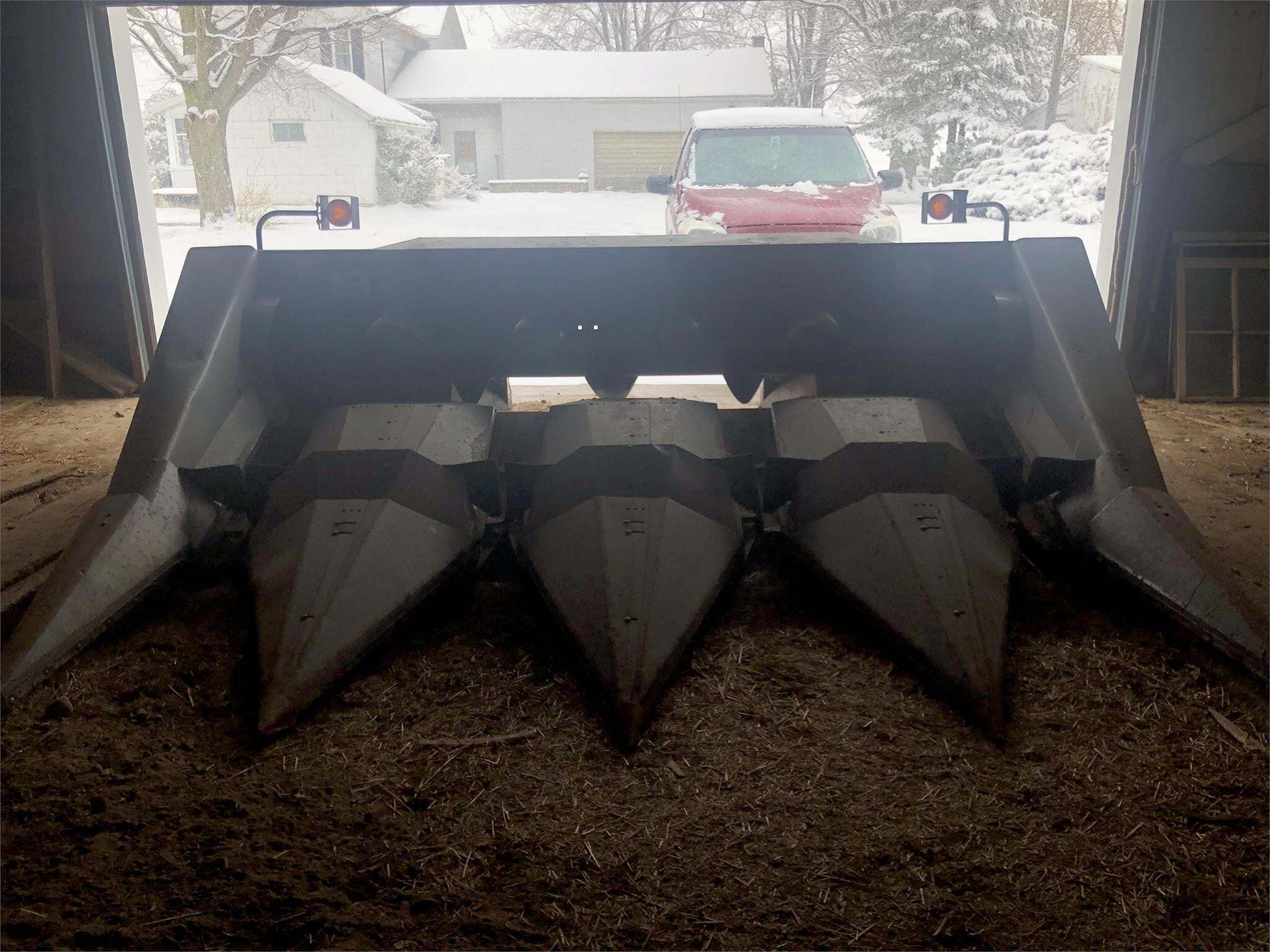 GLEANER 436 in Marlette, MI