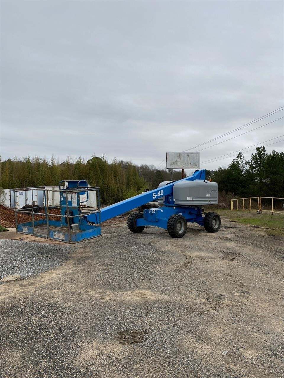2013 GENIE S40 in Fountain Inn, SC
