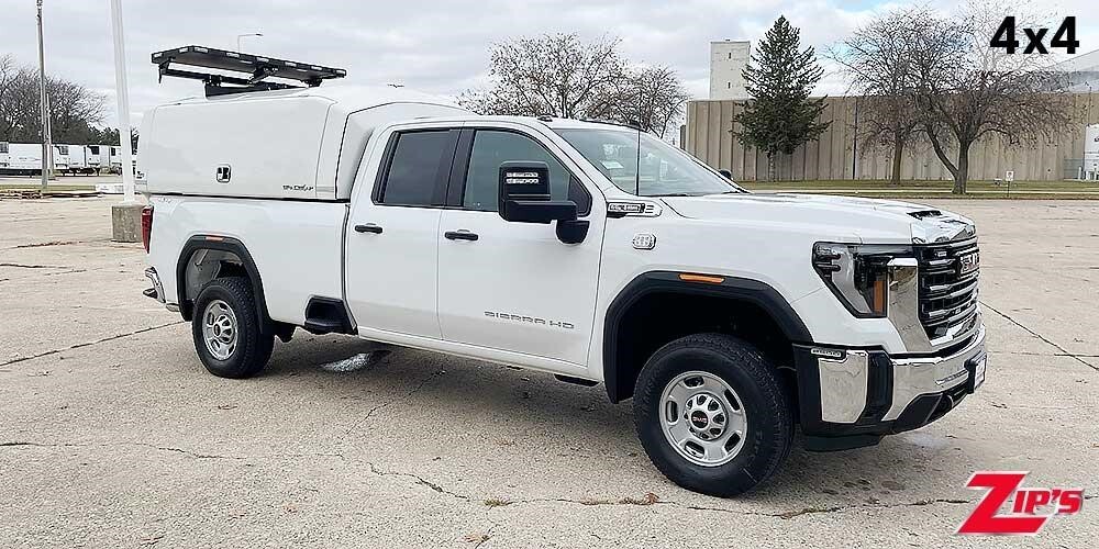 2024 GMC SIERRA in New Hampton, IA