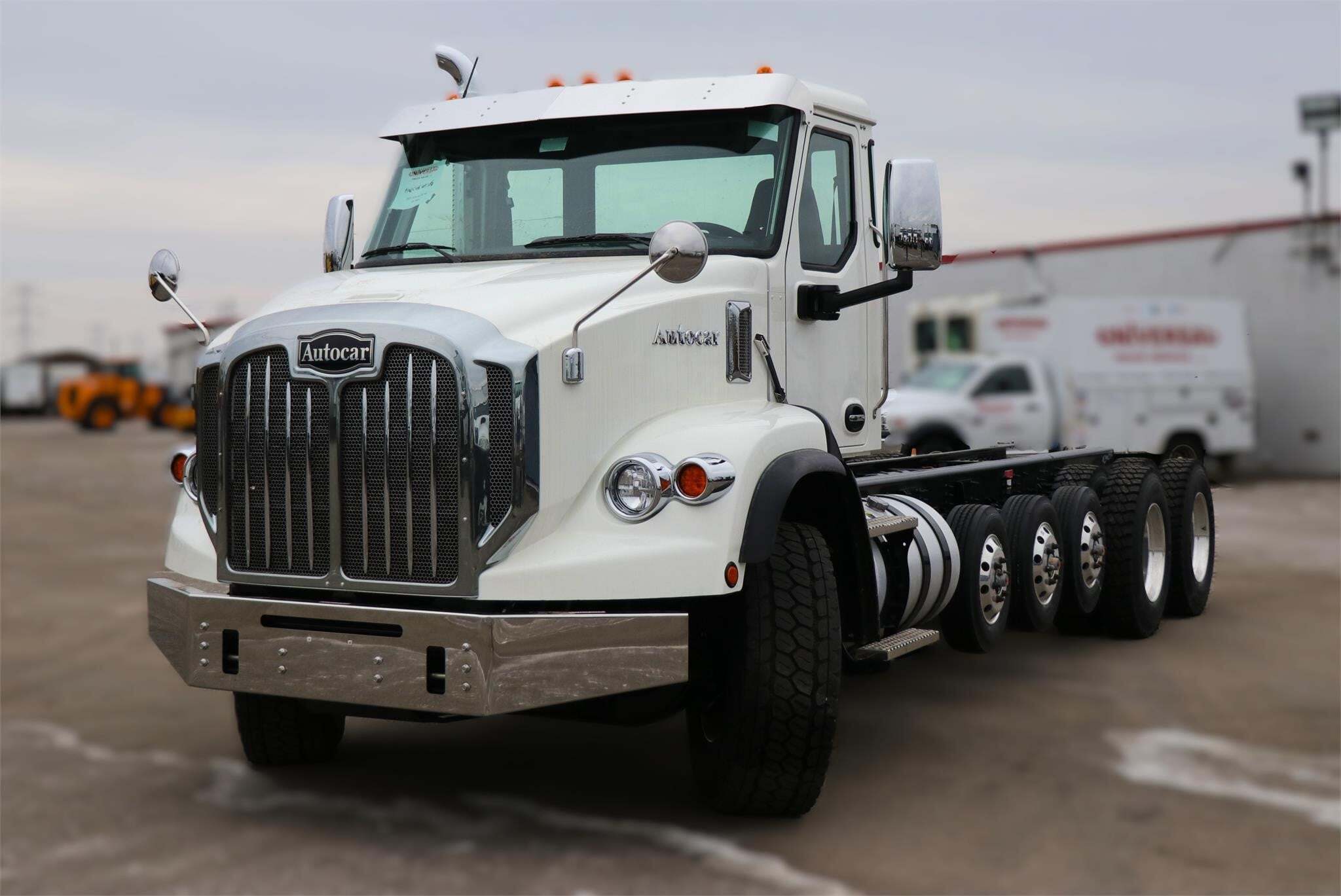 2024 AUTOCAR DC64 in Saint Paul, MN