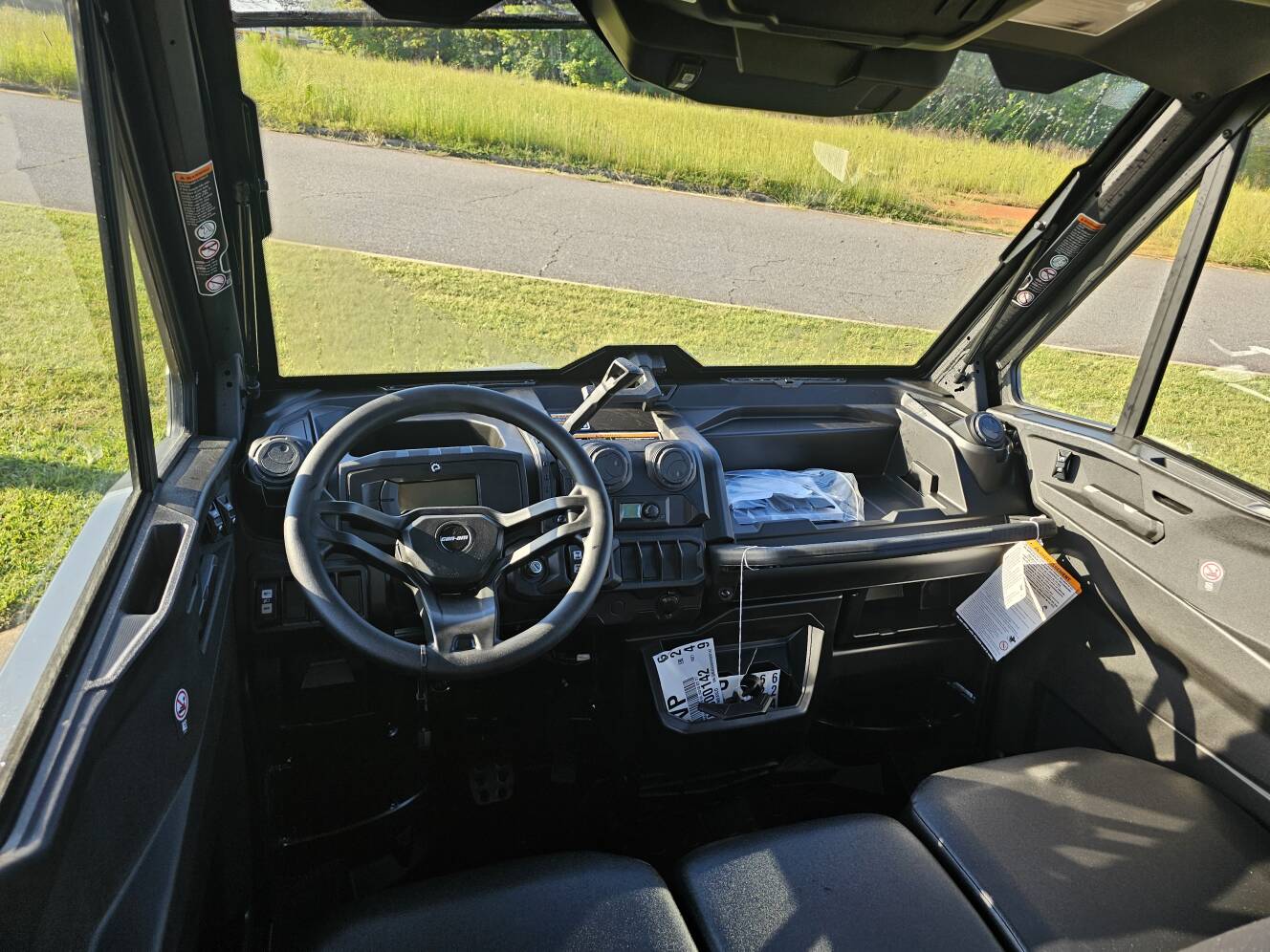 A photo of this 2027 Can-Am Defender MAX DPS CAB HD10