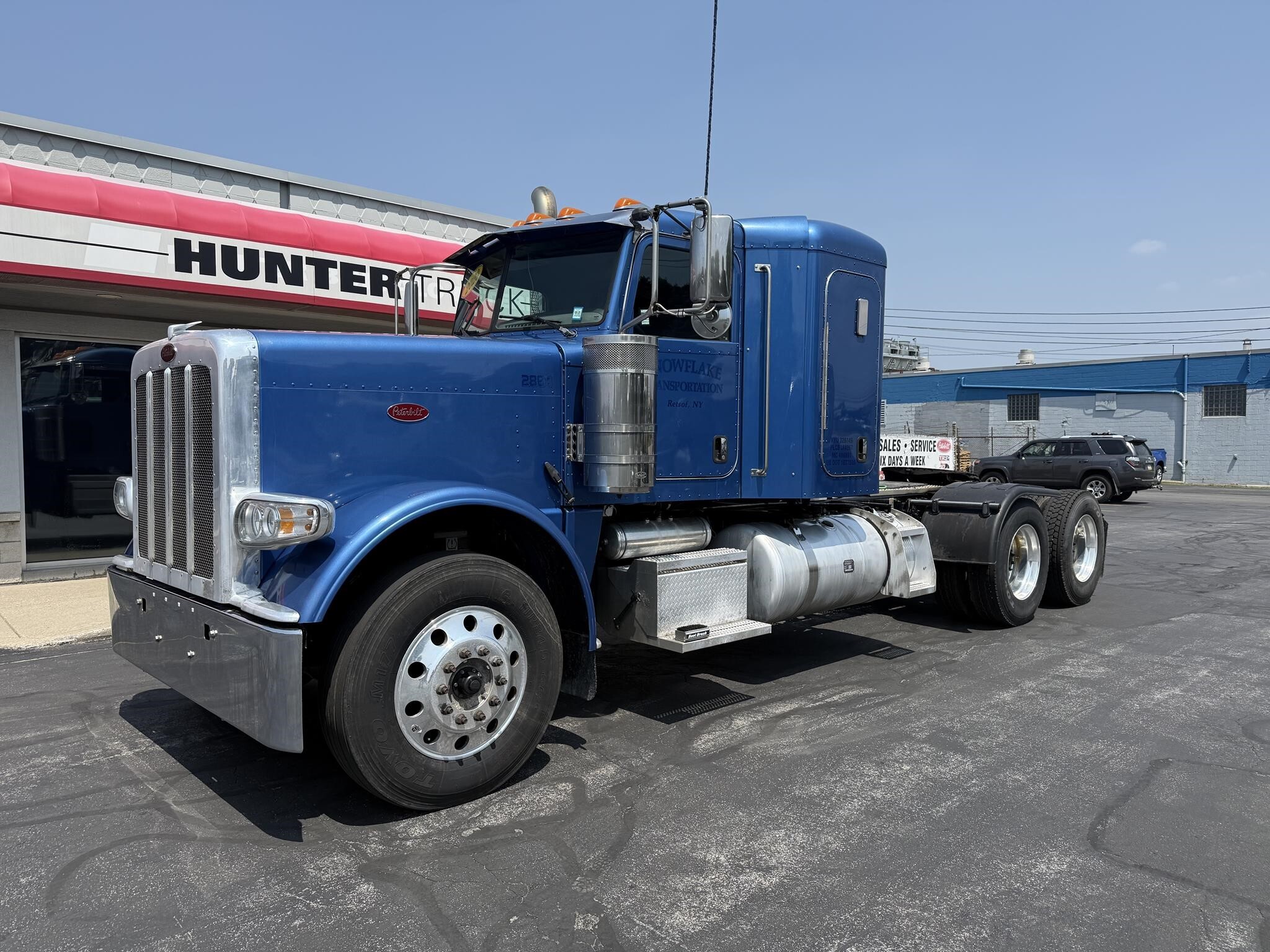 2020 PETERBILT 389 in Buffalo, NY
