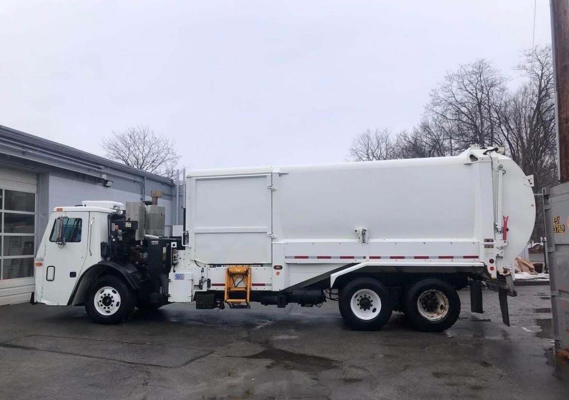 2015 MACK 600 in Worcester, MA